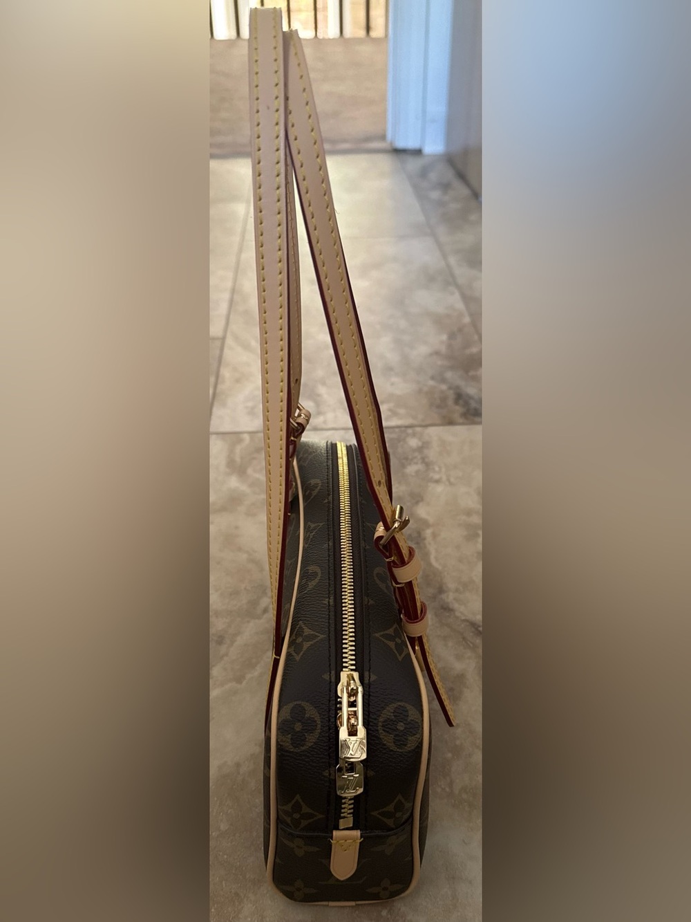 CHEAP Louis Vuitton LAST SEASONS Monogram Shoulder Bag “Hang on” - Picture 3 of 10